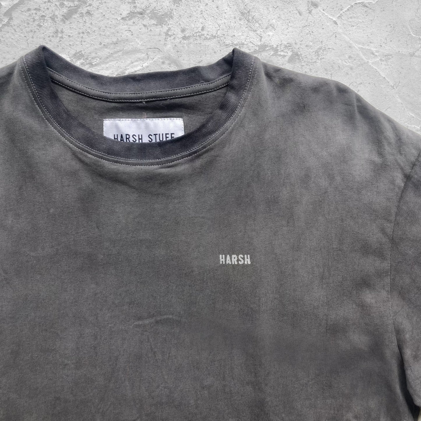 GD (Garment Dye) Dark gray / White
